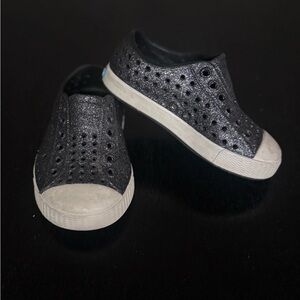 Native Jefferson Slip-On Shoes in black sparkle size6